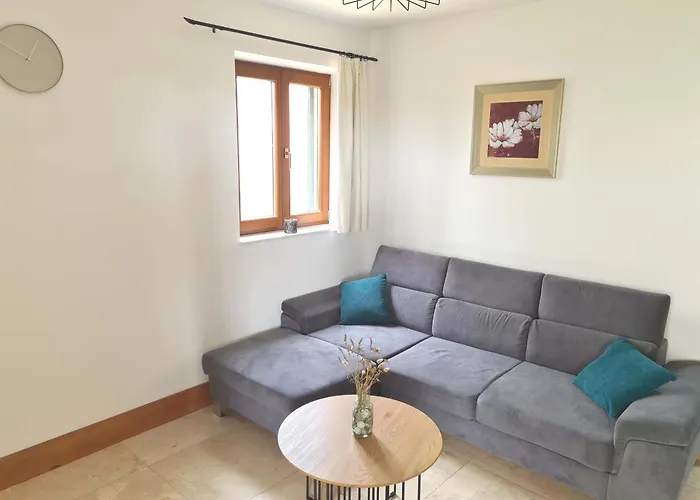 Swimming Pool 400m To - Noa Milna (Brac)