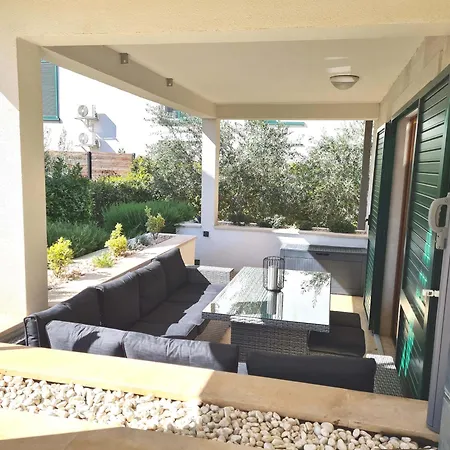 Apartment Swimming Pool 400m To - Noa *
