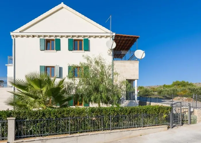 Swimming Pool 400m To - Noa شقة