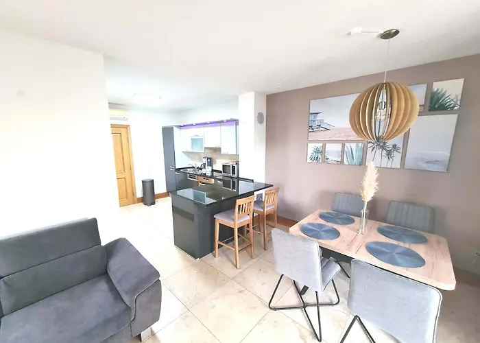 Swimming Pool 400m To - Noa * ميلنا